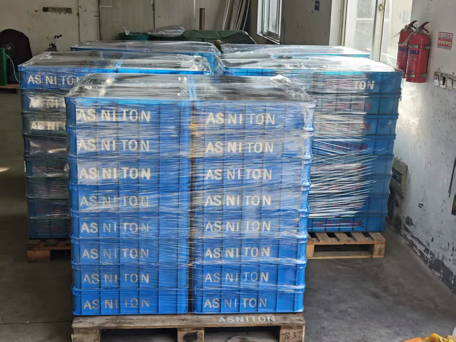 带ASNITON标识的包装箱实拍